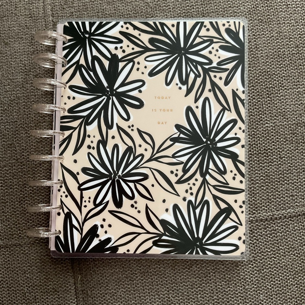 NEW Happy Planner with monthly inserts